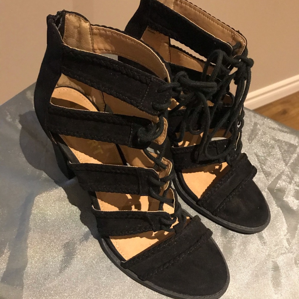 Report Black Laceup Sandals
